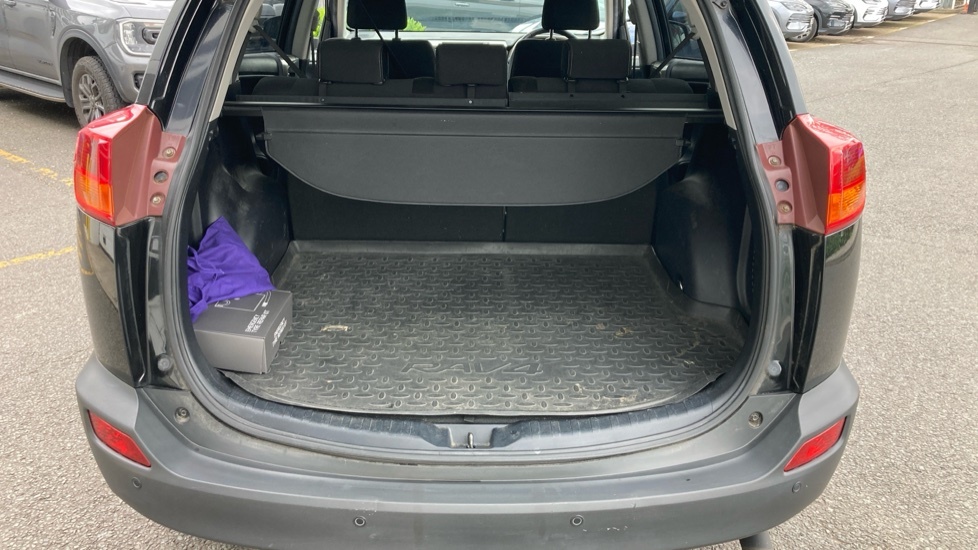 Toyota Rav 4 Icon Black #4