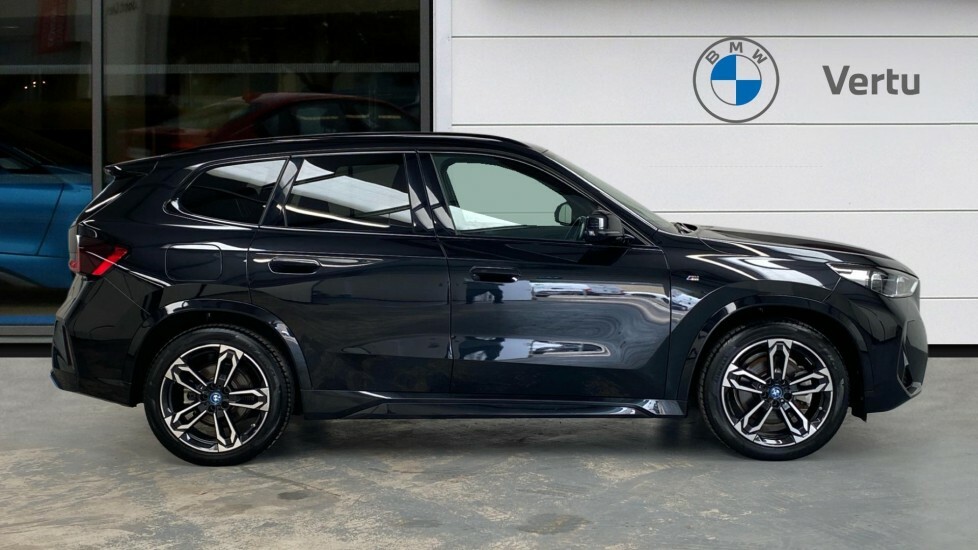 BMW iX1 M Sport Black #3