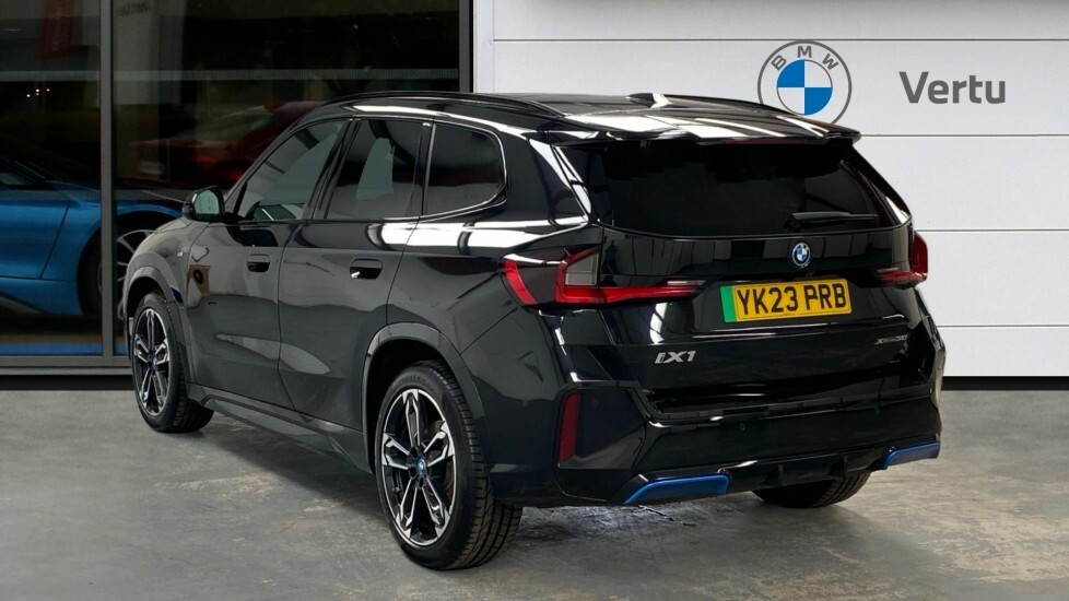 BMW iX1 M Sport Black #2