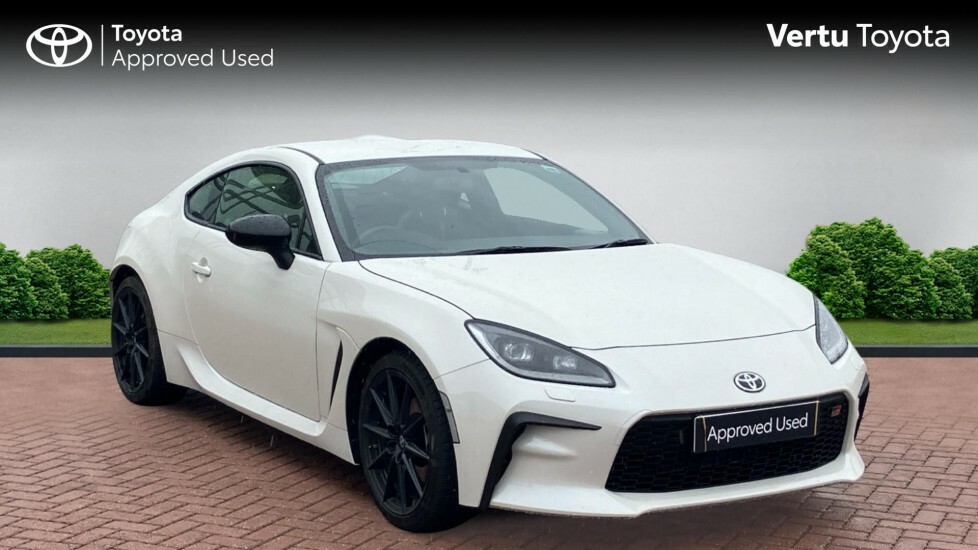 Toyota GR86 Coupe White