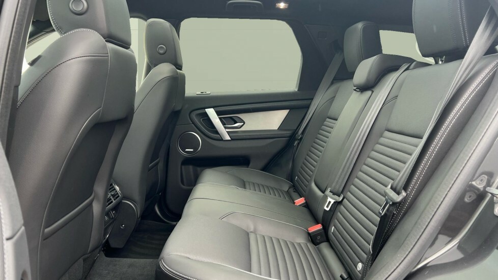 Land Rover Discovery Sport Dynamic Se YS75OFC Grey #4