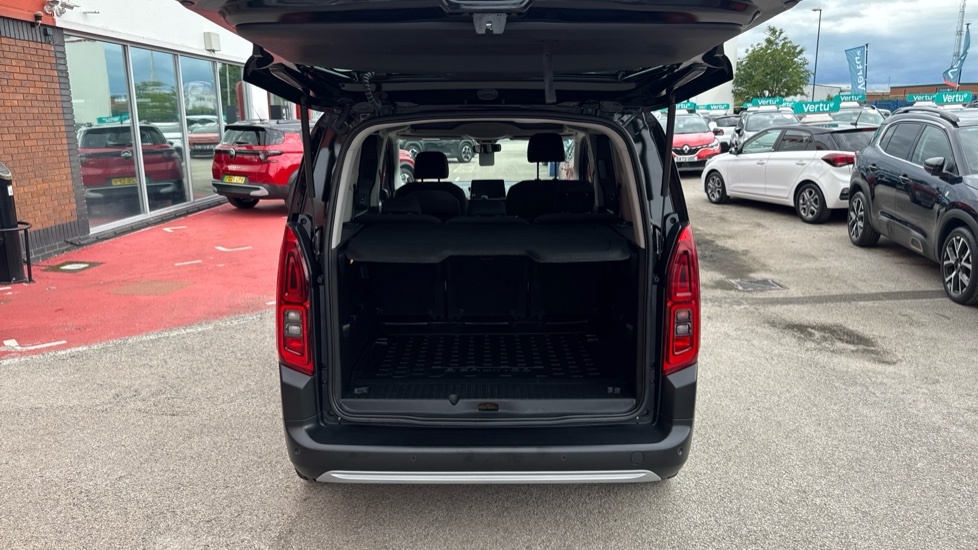 Citroen e-Berlingo Flair Xtr Black #4