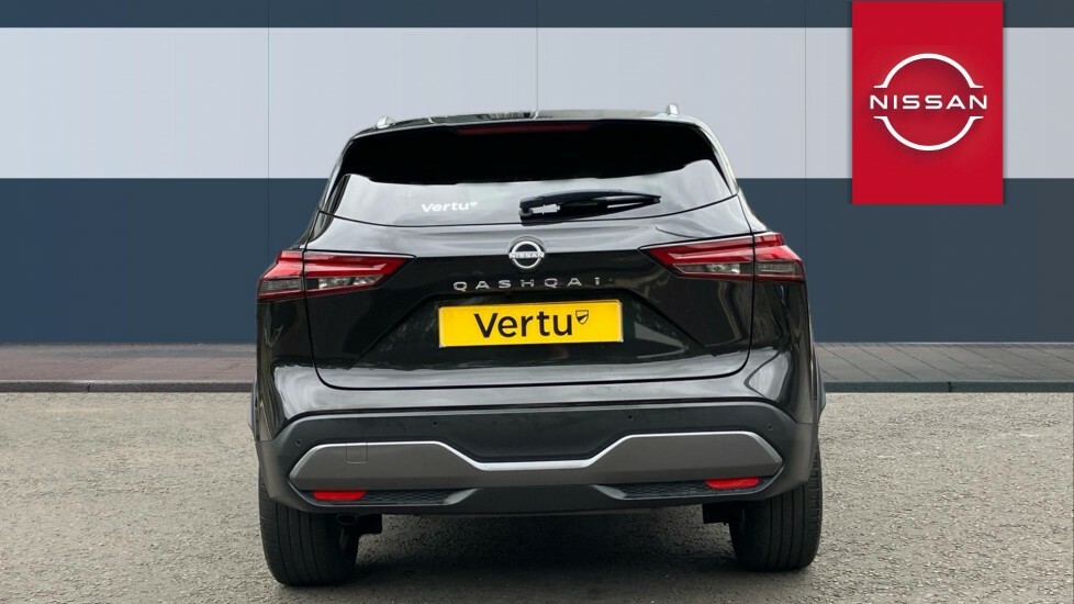 Nissan Qashqai Tekna Black #6