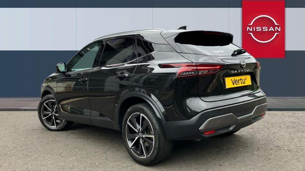 Nissan Qashqai Tekna Black #2