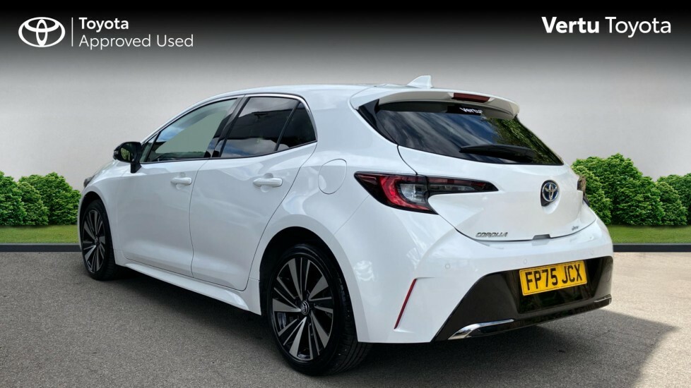 Toyota Corolla Design FP75JCX White #4