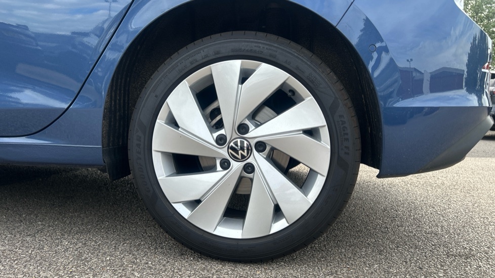 Volkswagen Golf Match Blue #5