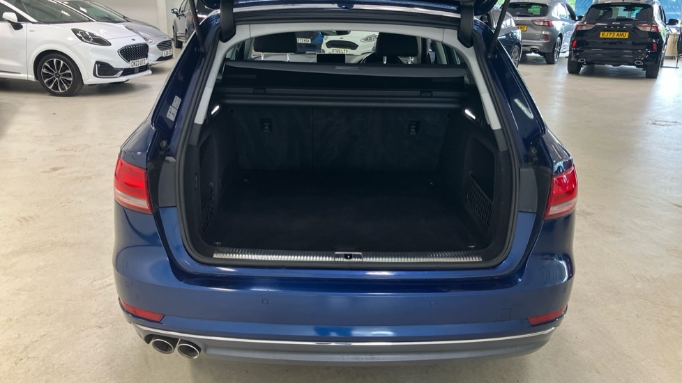 Audi A4 Sport DA16CYX Blue #4
