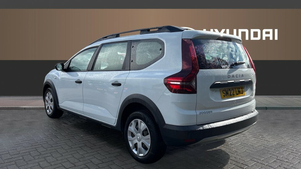 Dacia Jogger Essential White #2