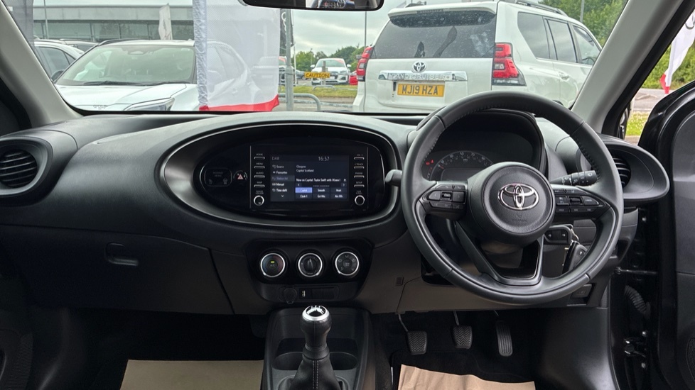 Toyota Aygo X Pure Black #6