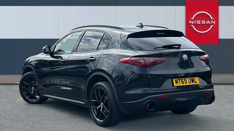 Alfa Romeo Stelvio Nero Edizione Black #2