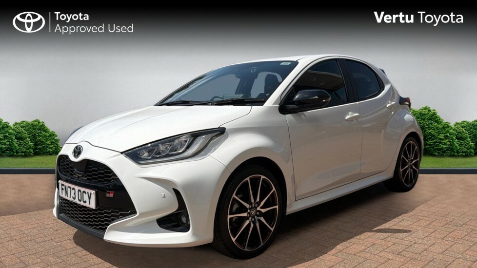 Toyota Yaris Gr Sport FN73OCY White #3