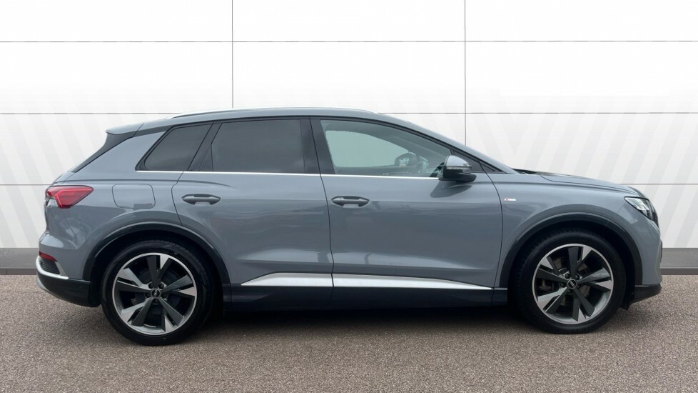 Audi Q4 E Tron S Line BW72JYA Grey #5