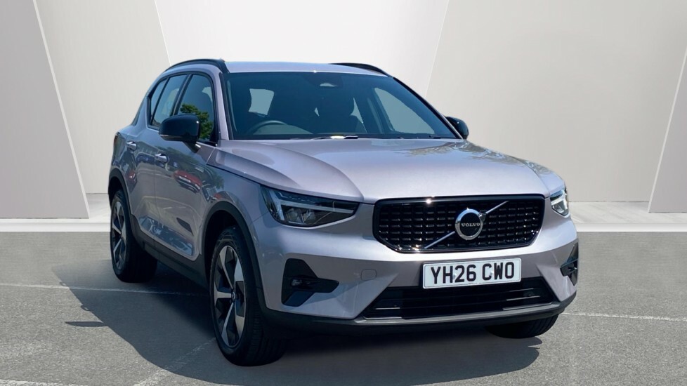 Volvo XC40 Plus Silver