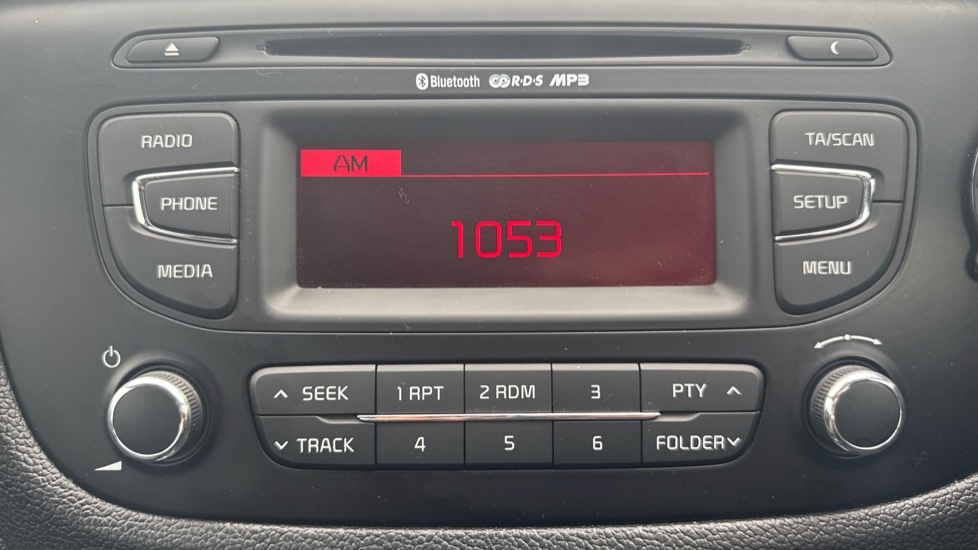 Kia Ceed Crdi 1 5-Door White #13
