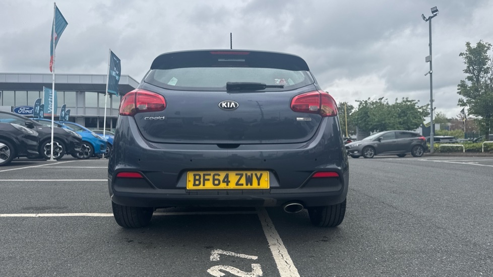Kia Ceed Crdi 1 5-Door White #24