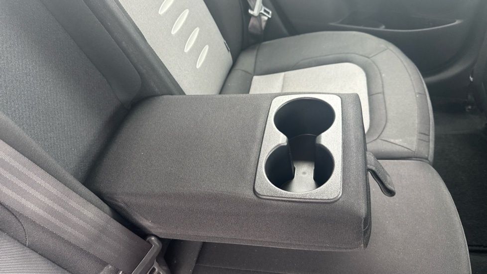 Kia Ceed Crdi 1 5-Door White #23