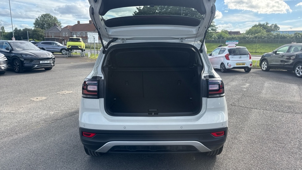 Volkswagen T-Cross Black Edition NU73MZV Grey #4
