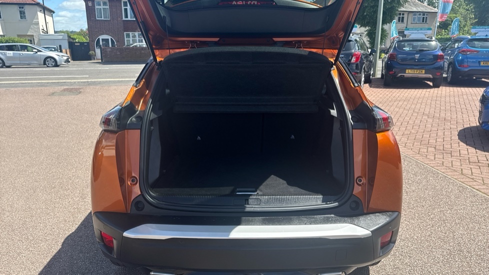 Peugeot 2008 Allure Premium CA23BJX Orange #4
