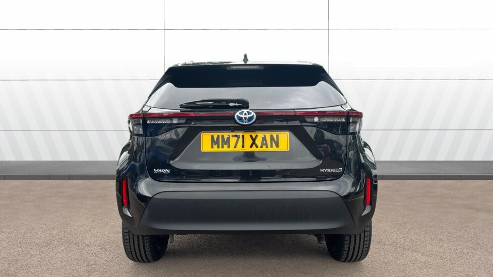 Toyota Yaris Cross Design MM71XAN Black #6