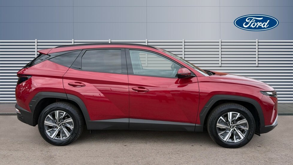 Hyundai Tucson Se Connect FY23VGR Red #5