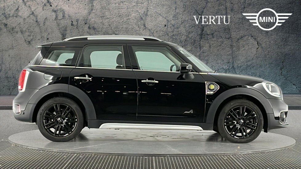 Mini Countryman Cooper S E Exclusive Black #3