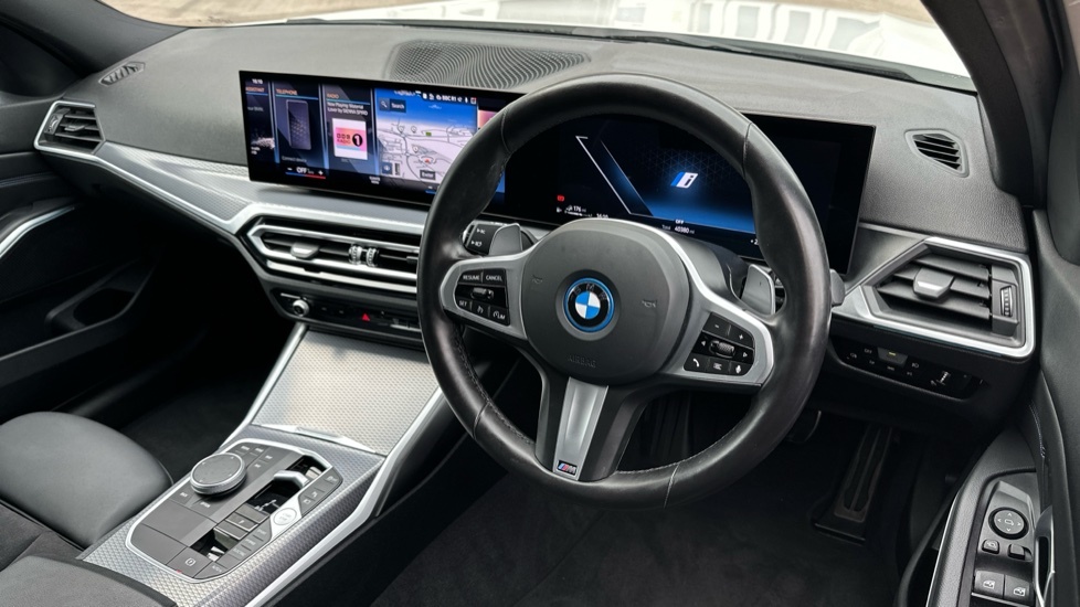 BMW 3 Series M Sport WP73VCU White #6