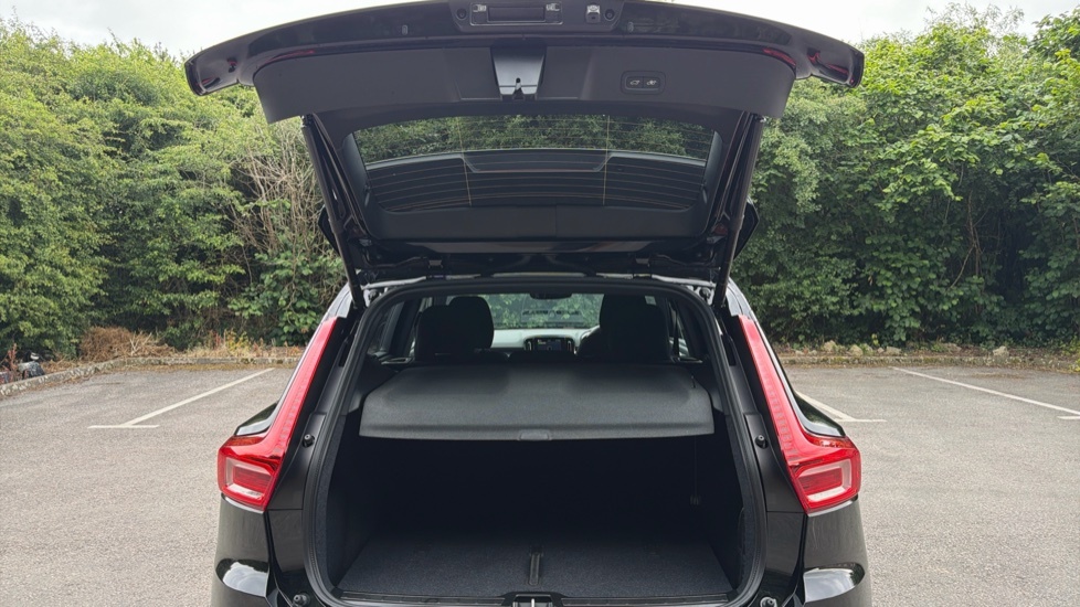 Volvo XC40 Plus, B4 Mild Hybrid, Dark Grey #13