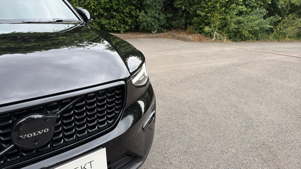 Volvo XC40 Plus, B4 Mild Hybrid, Dark Grey #60