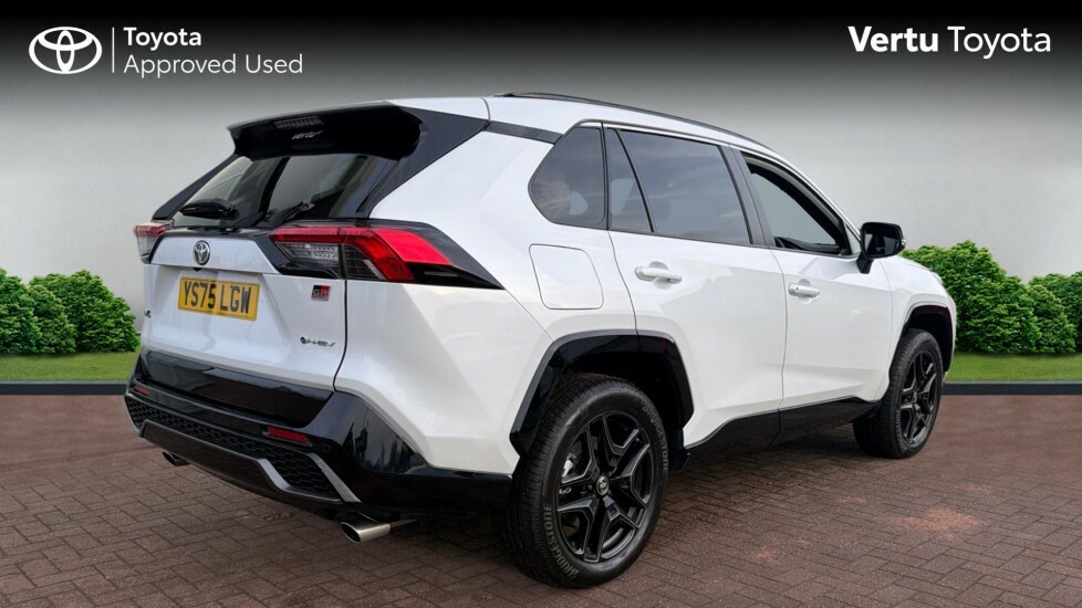 Toyota Rav 4 Gr Sport YS75LGW White #2