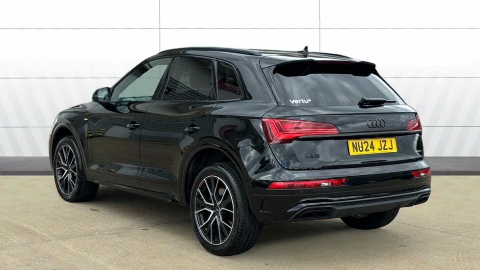 Audi Q5 Black Edition NU24JZJ Black #2