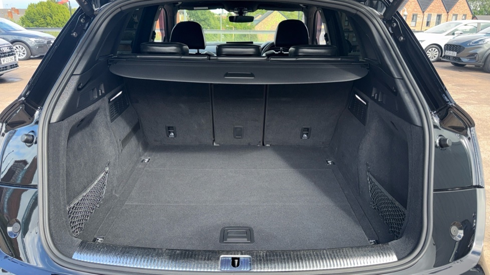Audi Q5 40 Tdi Quattro Black Edition S Tronic White #4