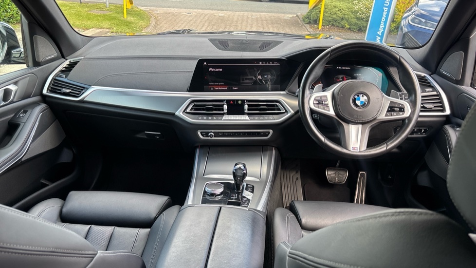 BMW X5 M50i Grey #4