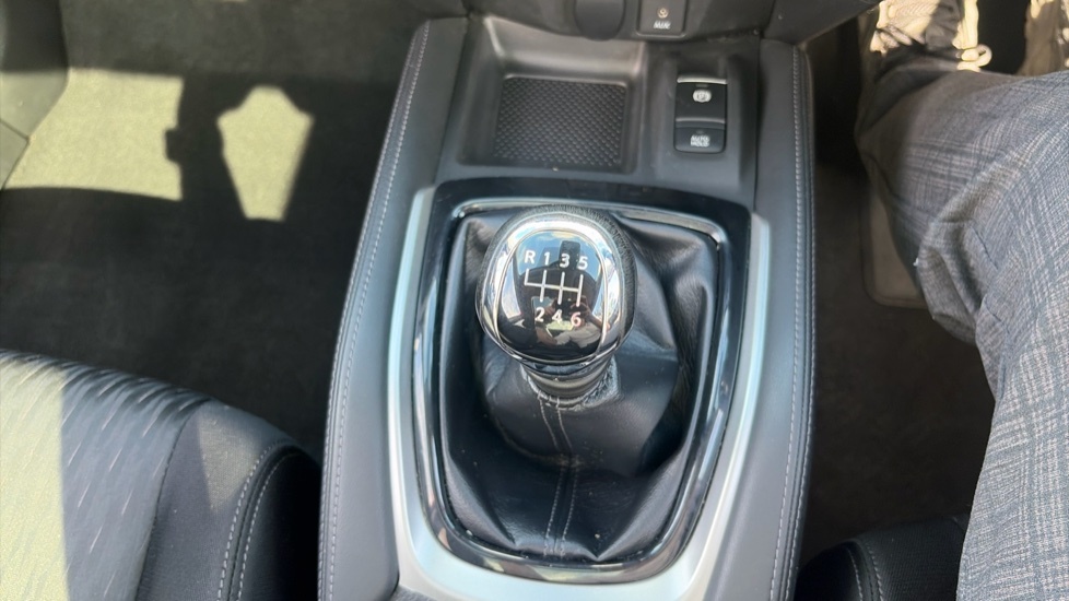 Nissan X-Trail   #34