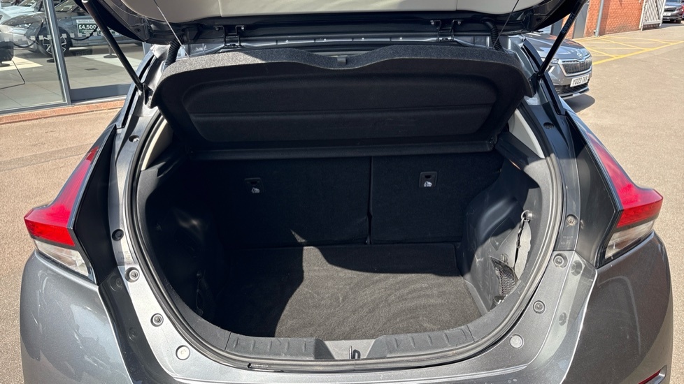 Nissan Leaf N-connecta DV22XCZ Grey #4
