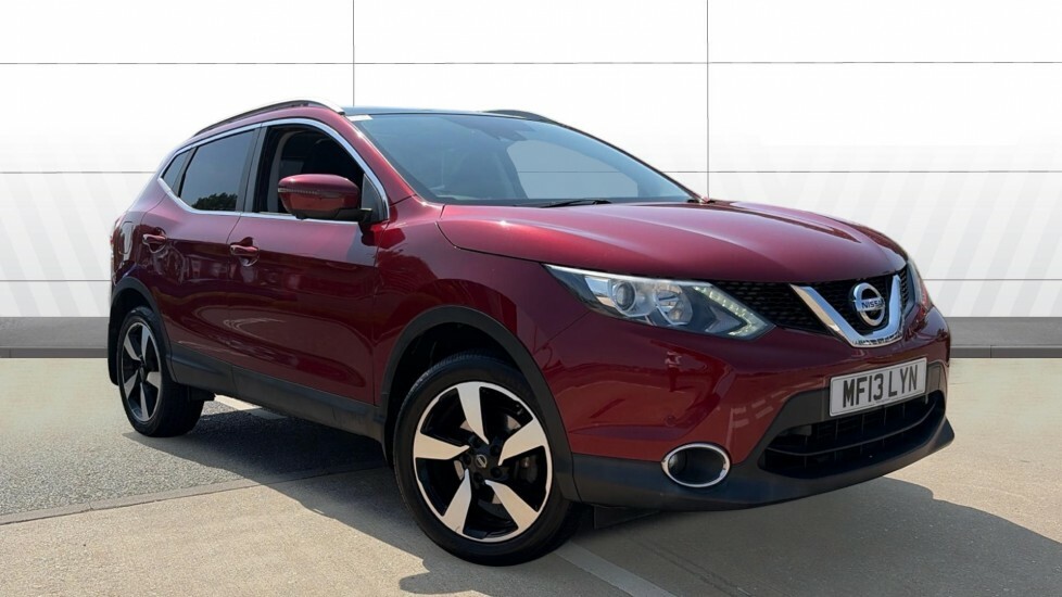 Nissan Qashqai N-connecta Red