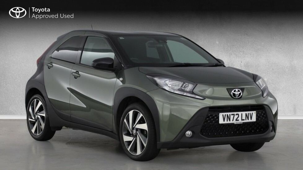 Toyota Aygo X Edge Green