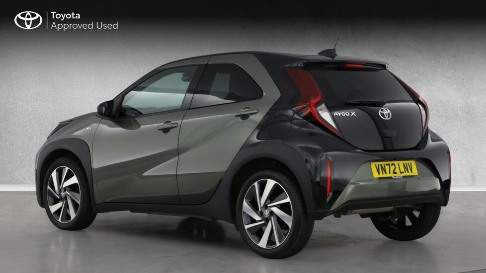Toyota Aygo X Edge Green #4