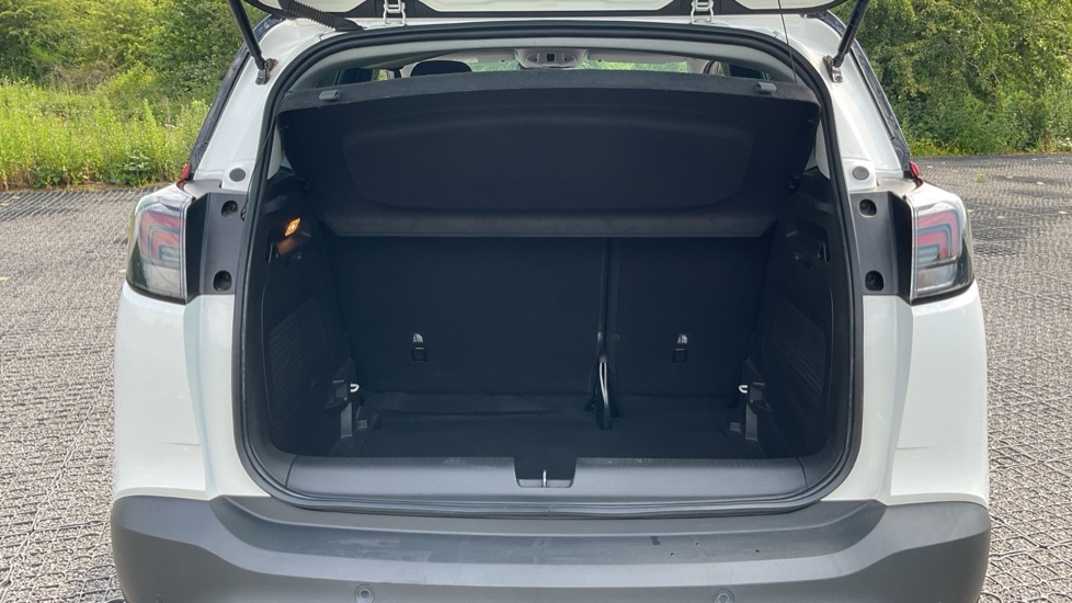Vauxhall Crossland Gs NA73GCZ White #4