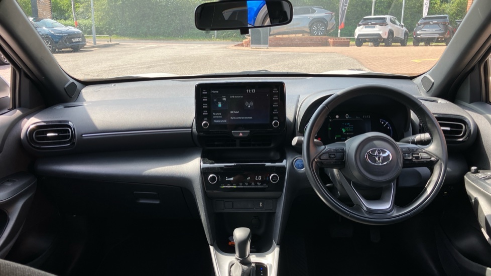 Toyota Yaris Cross Design HN73OWM White #6