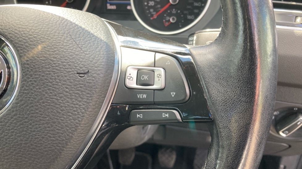 Volkswagen Tiguan Allspace R-line Tech Grey #35