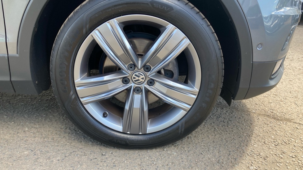 Volkswagen Tiguan Allspace R-line Tech Grey #21