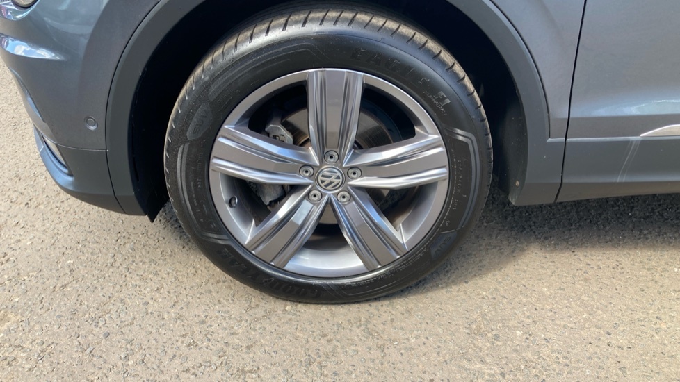 Volkswagen Tiguan Allspace R-line Tech Grey #24