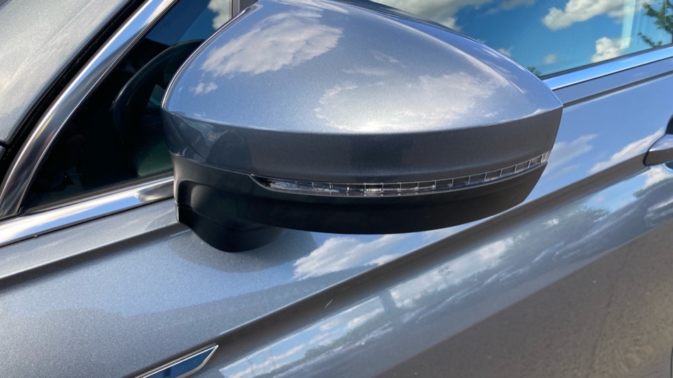 Volkswagen Tiguan Allspace R-line Tech Grey #25