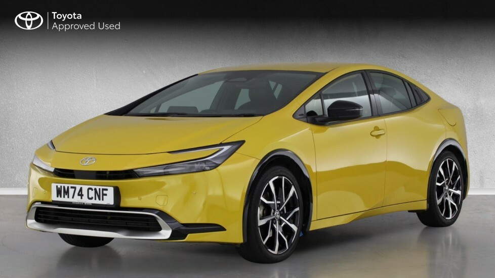 Toyota Prius Excel Yellow #3