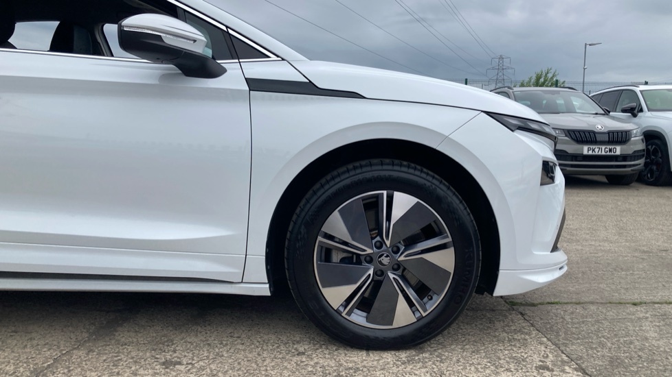 Skoda ENYAQ Edition White #5