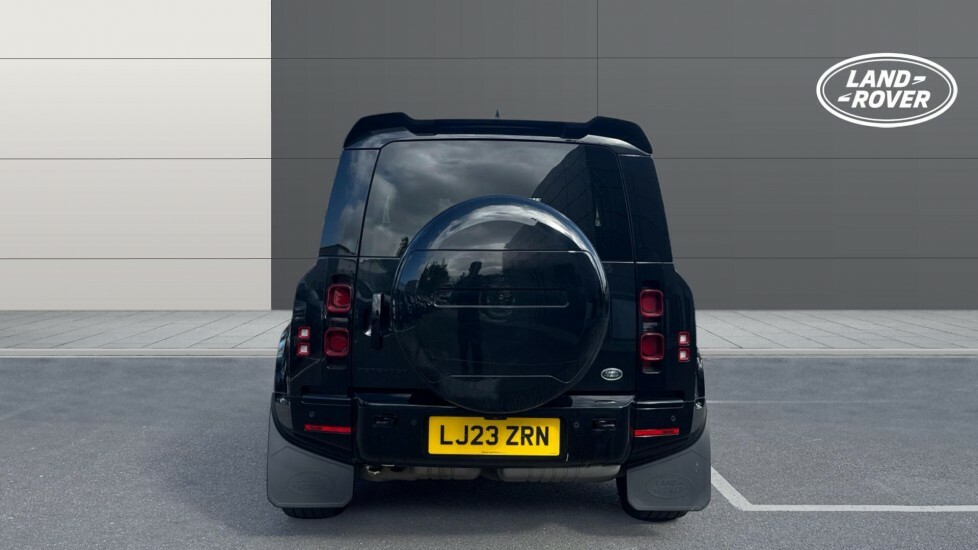 Land Rover Defender 90 X-dynamic Se Black #6