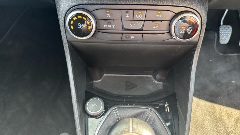 Ford Fiesta 1.1 Ti-vct Zetec Grey #28
