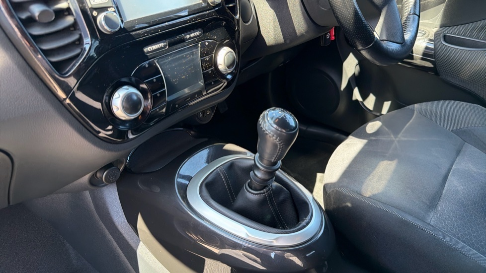 Nissan Juke 1.5L Tekna Dci 110 Bhp Grey #13