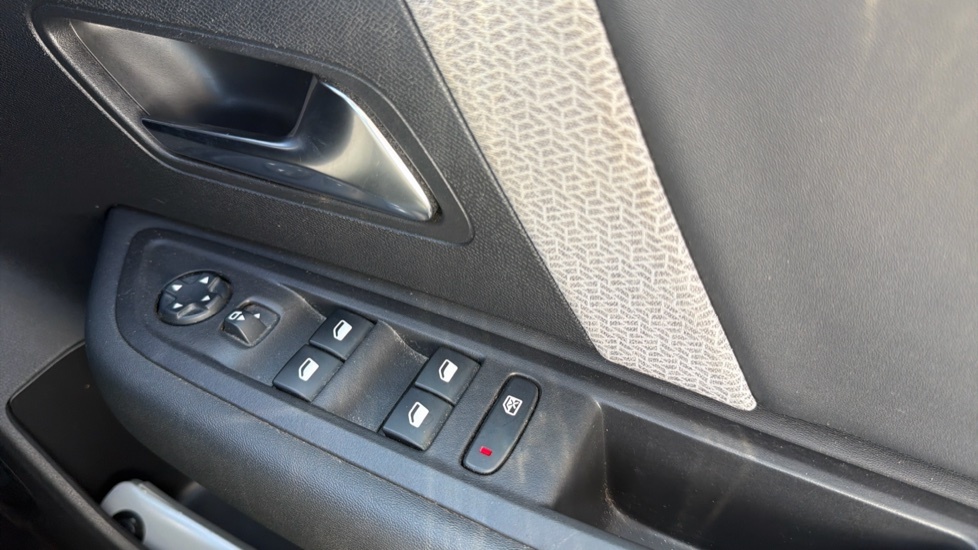 Citroen C4 1.2 Puretech Shine Plus Eat8 Euro 6 Ss  #36