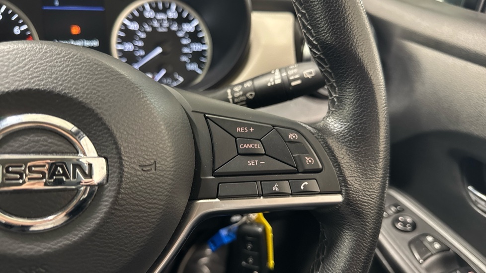 Nissan Micra Micra Acenta Ig-t White #28